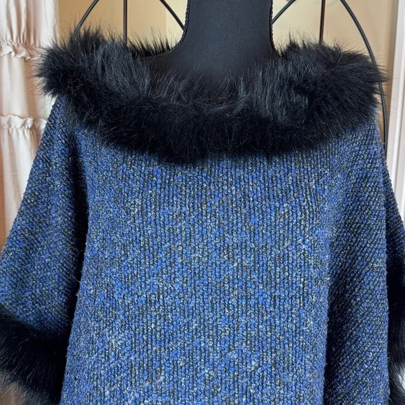 Blue Tweed Poncho with Black Faux Fur Trim Size L - Picture 2 of 6